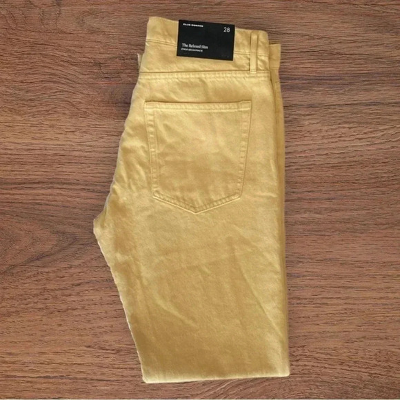 Club Monaco 28” Relaxed Slim Yellow Jeans - Picture 6 of 8